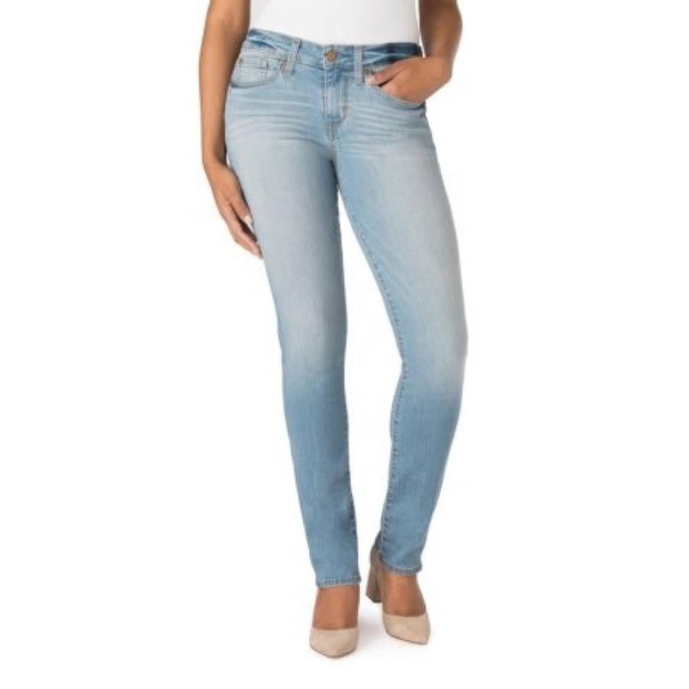 Levis
